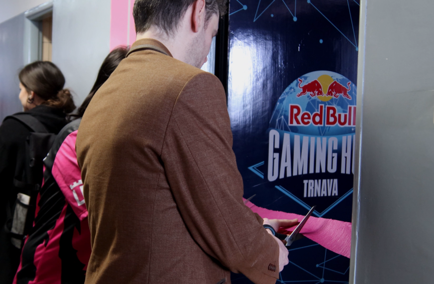 REPORTÁŽ: Otvorenie Red Bull Gaming Hub Trnava